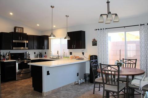3045 E Hononegh Dr, Phoenix, AZ 85050 photo 5