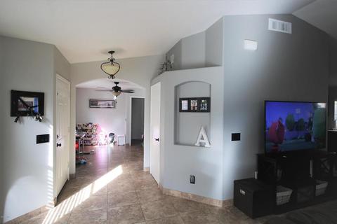 3045 E Hononegh Dr, Phoenix, AZ 85050 photo 11