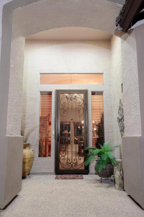 536 E Constitution Dr, Gilbert, AZ 85296 photo 2