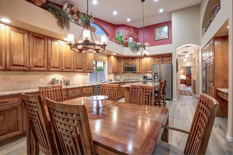 536 E Constitution Dr, Gilbert, AZ 85296 photo 8