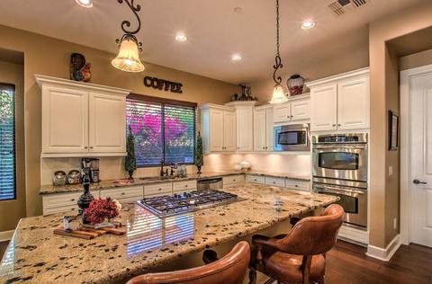 3828 Expedition Way, Phoenix, AZ 85050 photo 13