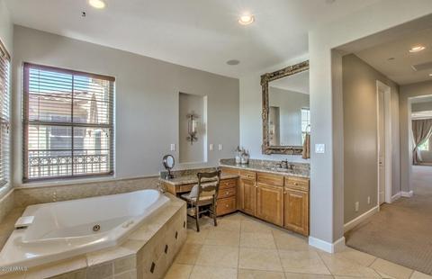 3828 Expedition Way, Phoenix, AZ 85050 photo 42