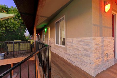 3233 N 37th St #20, Phoenix, AZ 85018 photo 5