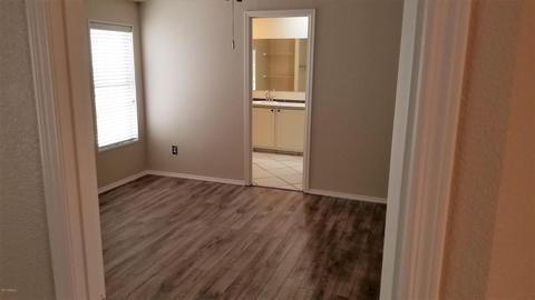 2914 E Sequoia Dr, Phoenix, AZ 85050 photo 9