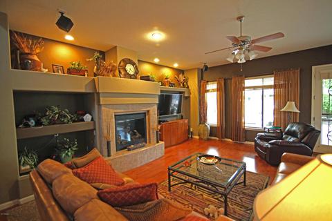 360 E Frances Ln, Gilbert, AZ 85295 photo 3