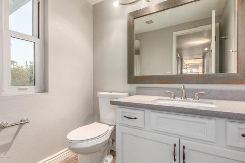 3311 E Taro Ln, Phoenix, AZ 85050 photo 12