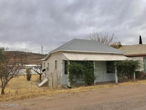 109 Park Ave, Bisbee, AZ 85603 photo 2