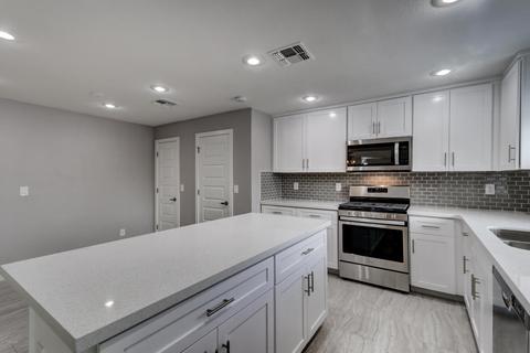 216 S Saguaro Dr, Apache Junction, AZ 85120 photo 10