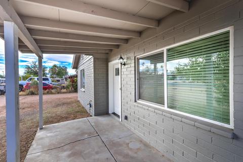 216 S Saguaro Dr, Apache Junction, AZ 85120 photo 3