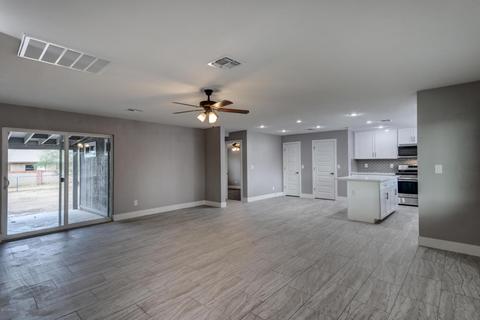 216 S Saguaro Dr, Apache Junction, AZ 85120 photo 5