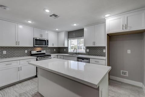 216 S Saguaro Dr, Apache Junction, AZ 85120 photo 9