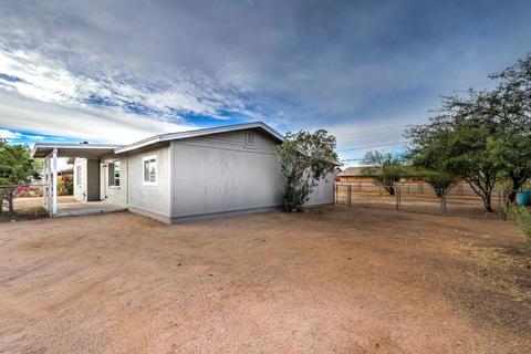 216 S Saguaro Dr, Apache Junction, AZ 85120 photo 2