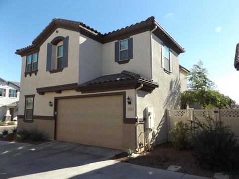 924 S Swallow Ln, Gilbert, AZ 85296 photo 5