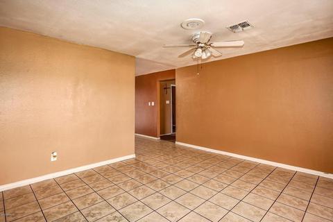 6807 W Berkeley Rd, Phoenix, AZ 85035 photo 4