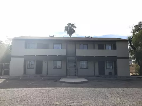 729 E Hazel Dr, Phoenix, AZ 85042 photo 2