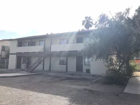 729 E Hazel Dr, Phoenix, AZ 85042 photo 3