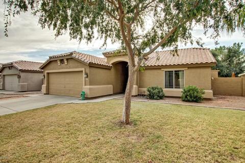 2323 E Manor Dr, Gilbert, AZ 85296 photo 1