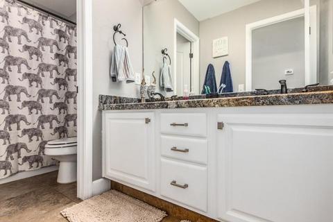 4728 E Robin Ln, Phoenix, AZ 85050 photo 18