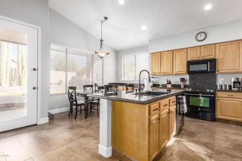 4728 E Robin Ln, Phoenix, AZ 85050 photo 11