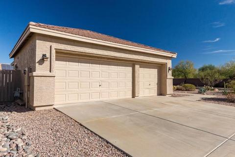 4728 E Robin Ln, Phoenix, AZ 85050 photo 3