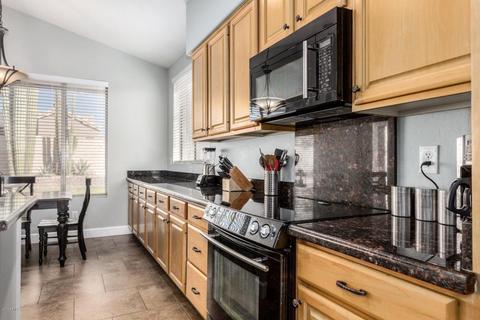4728 E Robin Ln, Phoenix, AZ 85050 photo 14