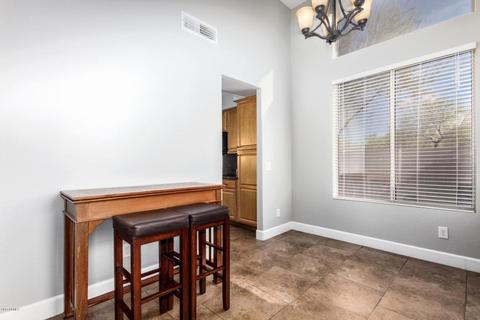 4728 E Robin Ln, Phoenix, AZ 85050 photo 7