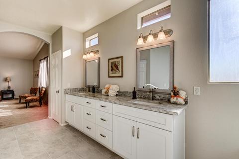 2335 E Amber Ln, Gilbert, AZ 85296 photo 40