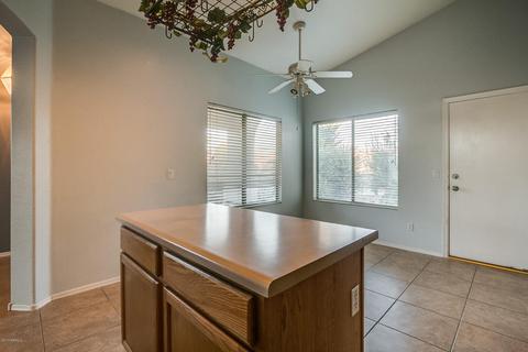 3089 E Millbrae Ln, Gilbert, AZ 85234 photo 11