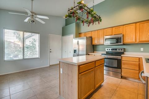 3089 E Millbrae Ln, Gilbert, AZ 85234 photo 9