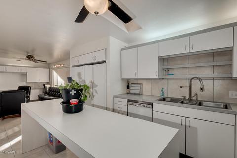 4123 E Solano Dr, Phoenix, AZ 85018 photo 3