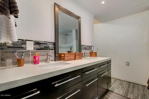 4123 E Solano Dr, Phoenix, AZ 85018 photo 4