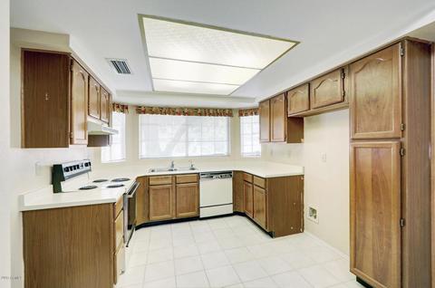3541 E Le Marche Ave, Phoenix, AZ 85032 photo 3