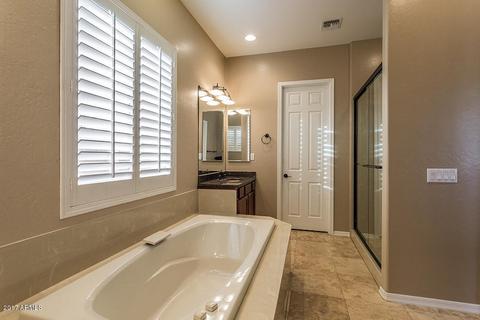 3831 E Herrera Dr, Phoenix, AZ 85050 photo 15