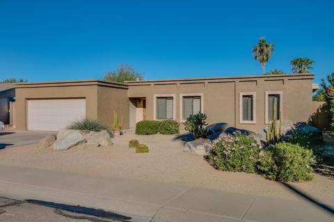 2946 E Laurel Ln, Phoenix, AZ 85028 photo 1