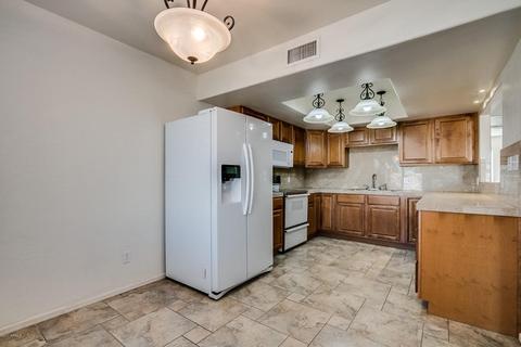 2946 E Laurel Ln, Phoenix, AZ 85028 photo 18