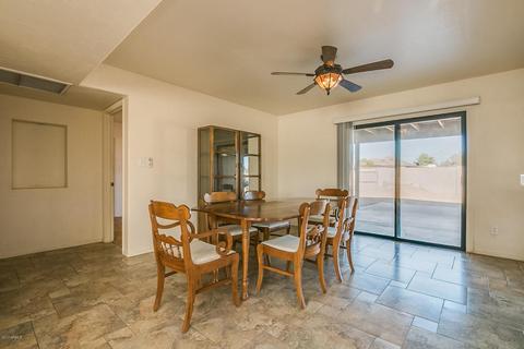 2946 E Laurel Ln, Phoenix, AZ 85028 photo 3