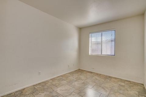 2946 E Laurel Ln, Phoenix, AZ 85028 photo 31
