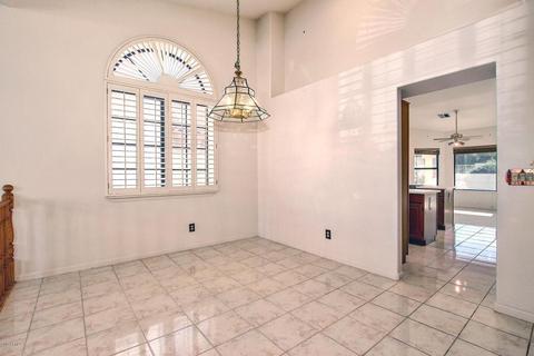 1031 W Iris Dr, Gilbert, AZ 85233 photo 6
