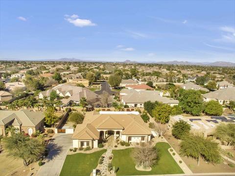 3002 E Robin Ln, Gilbert, AZ 85296 photo 2