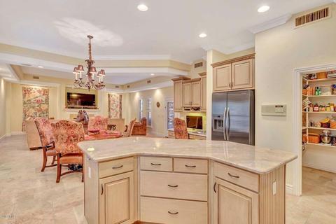 3002 E Robin Ln, Gilbert, AZ 85296 photo 11