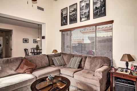 3850 E Branham Ln, Phoenix, AZ 85042 photo 4