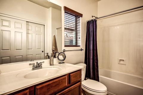 3850 E Branham Ln, Phoenix, AZ 85042 photo 11