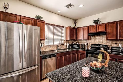 3850 E Branham Ln, Phoenix, AZ 85042 photo 6
