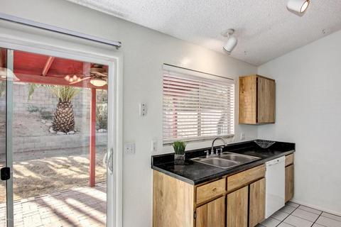 1717 E Beverly Ln, Phoenix, AZ 85022 photo 6