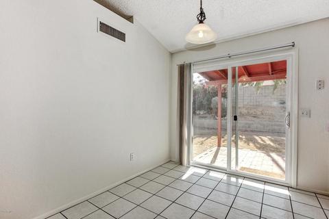 1717 E Beverly Ln, Phoenix, AZ 85022 photo 7
