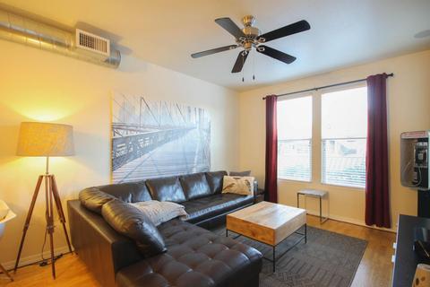 706 E Washington St #111, Phoenix, AZ 85034 photo 3