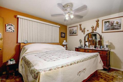 2310 W Echo Ln, Phoenix, AZ 85021 photo 7