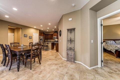 4622 E Maplewood St, Gilbert, AZ 85297 photo 9