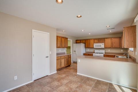 1501 S Baldwin Loop, Coolidge, AZ 85128 photo 7
