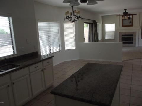 3919 E Taro Ln, Phoenix, AZ 85050 photo 7
